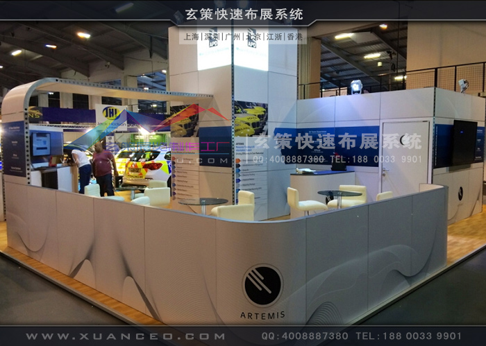 模塊展臺搭建產(chǎn)品擺放